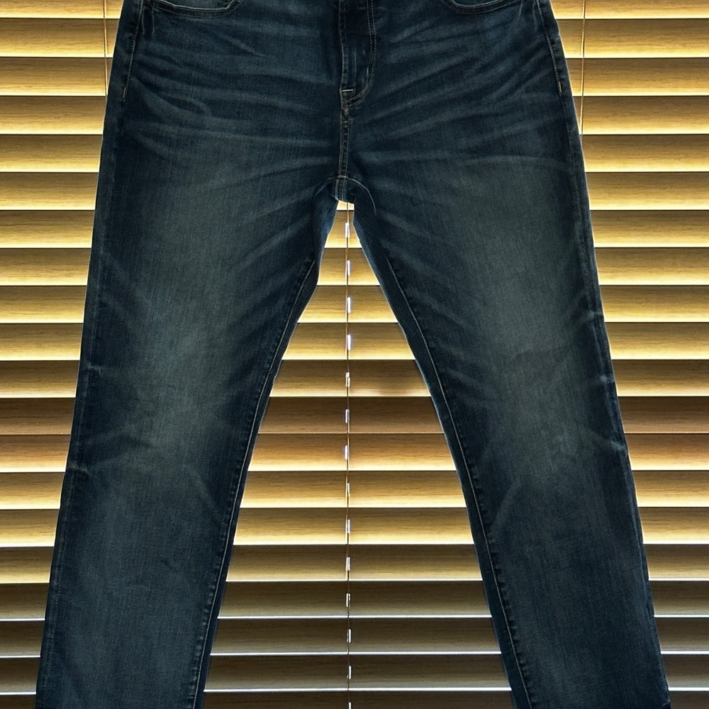 American Eagle Men's Blue Jeans